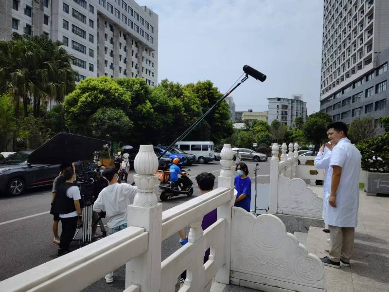 卫滨区广告片拍摄公司低成本实现高规格制作的诀窍